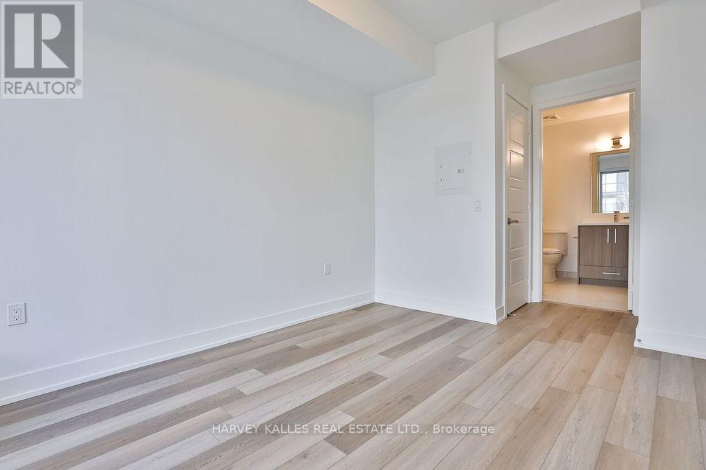 209 - 333 Sunseeker Avenue, Innisfil, Ontario L9R 0R6 - Photo 11 - N12709686