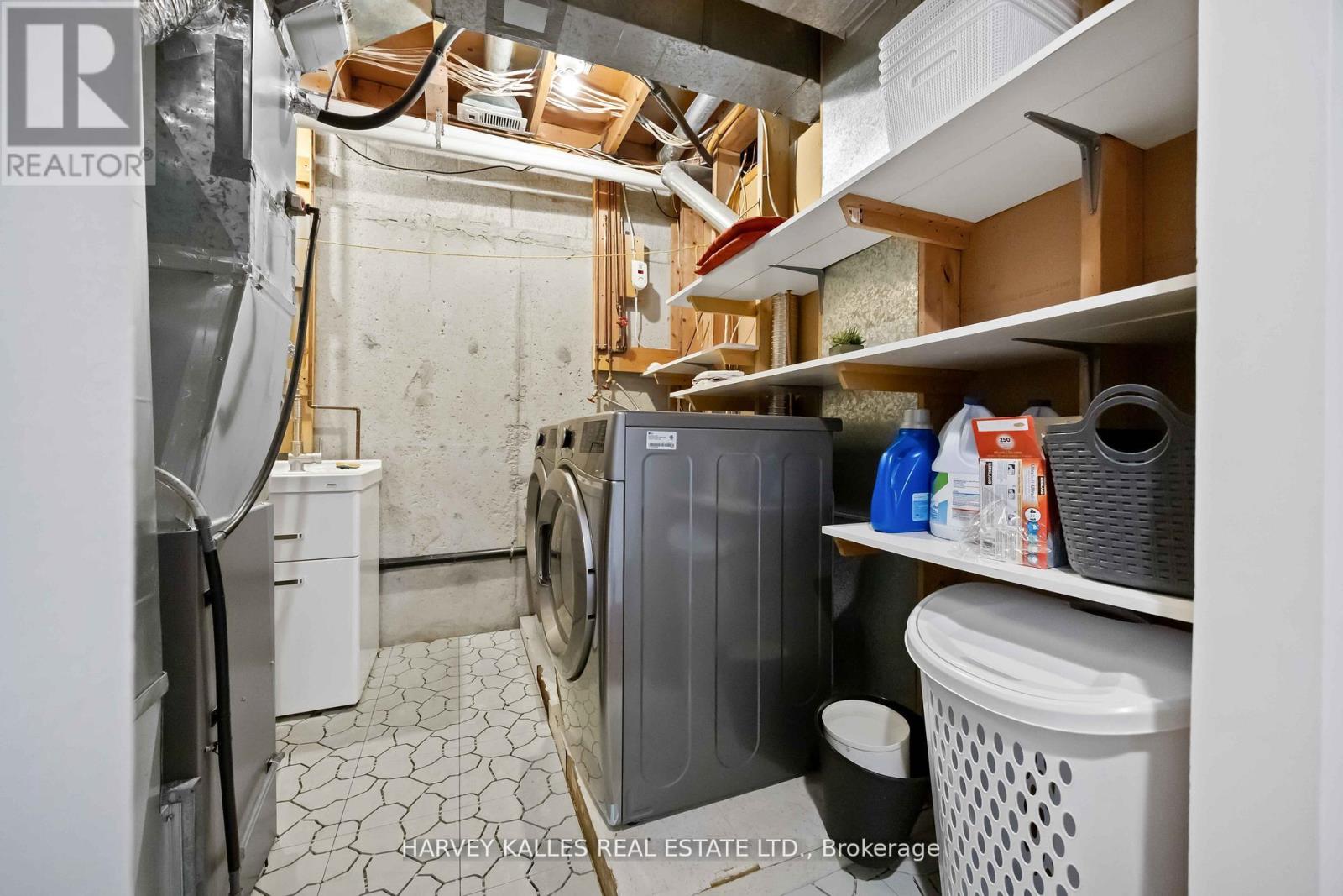 576 Ontario Street, Toronto, Ontario M4X 1M7 - Photo 27 - C12712272