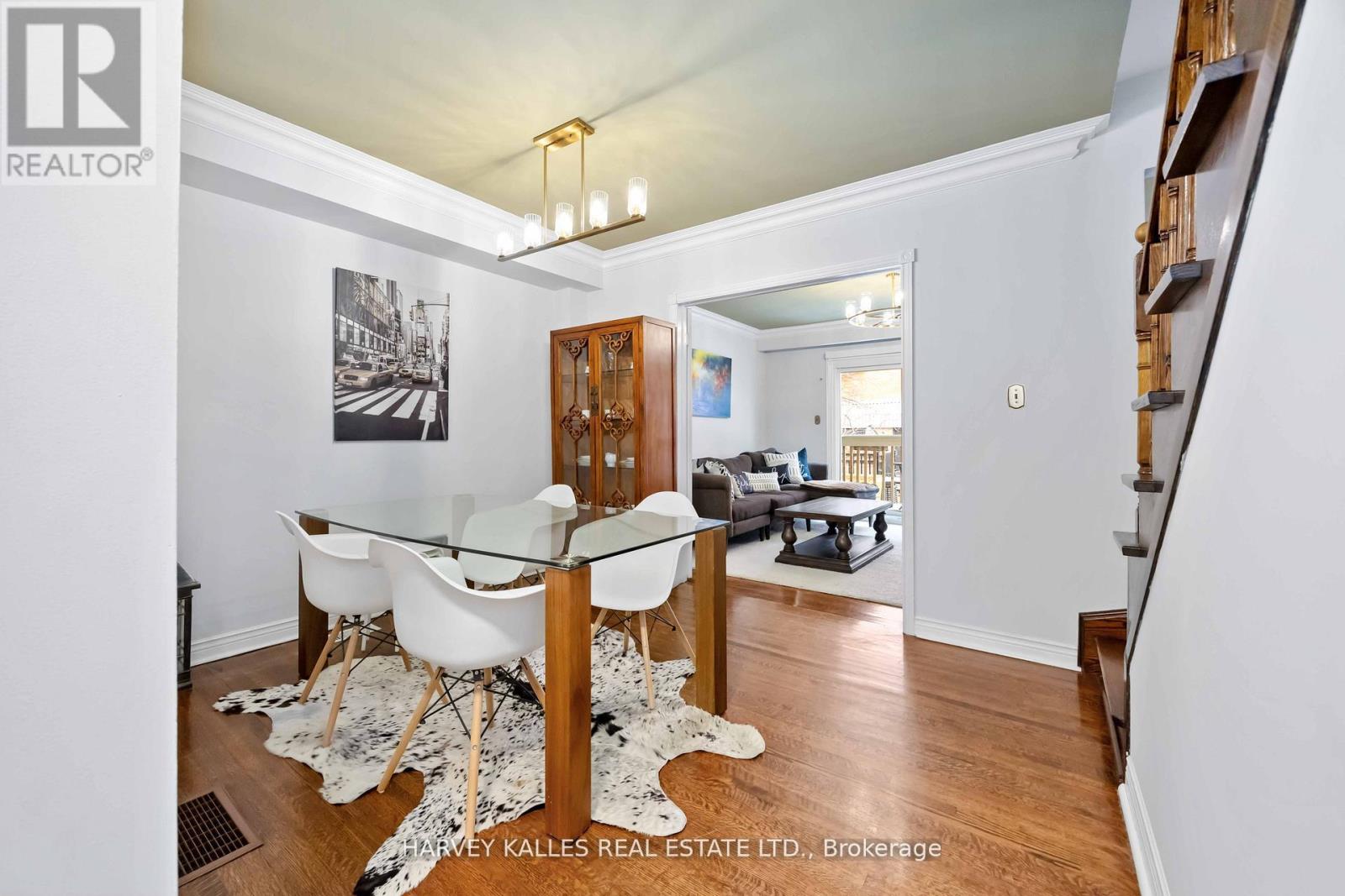 576 Ontario Street, Toronto, Ontario M4X 1M7 - Photo 4 - C12712272