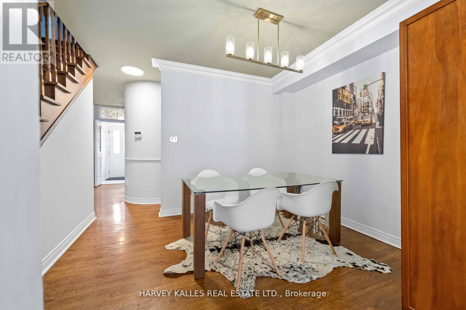 576 Ontario Street, Toronto, Ontario M4X 1M7 - Photo 5 - C12712272