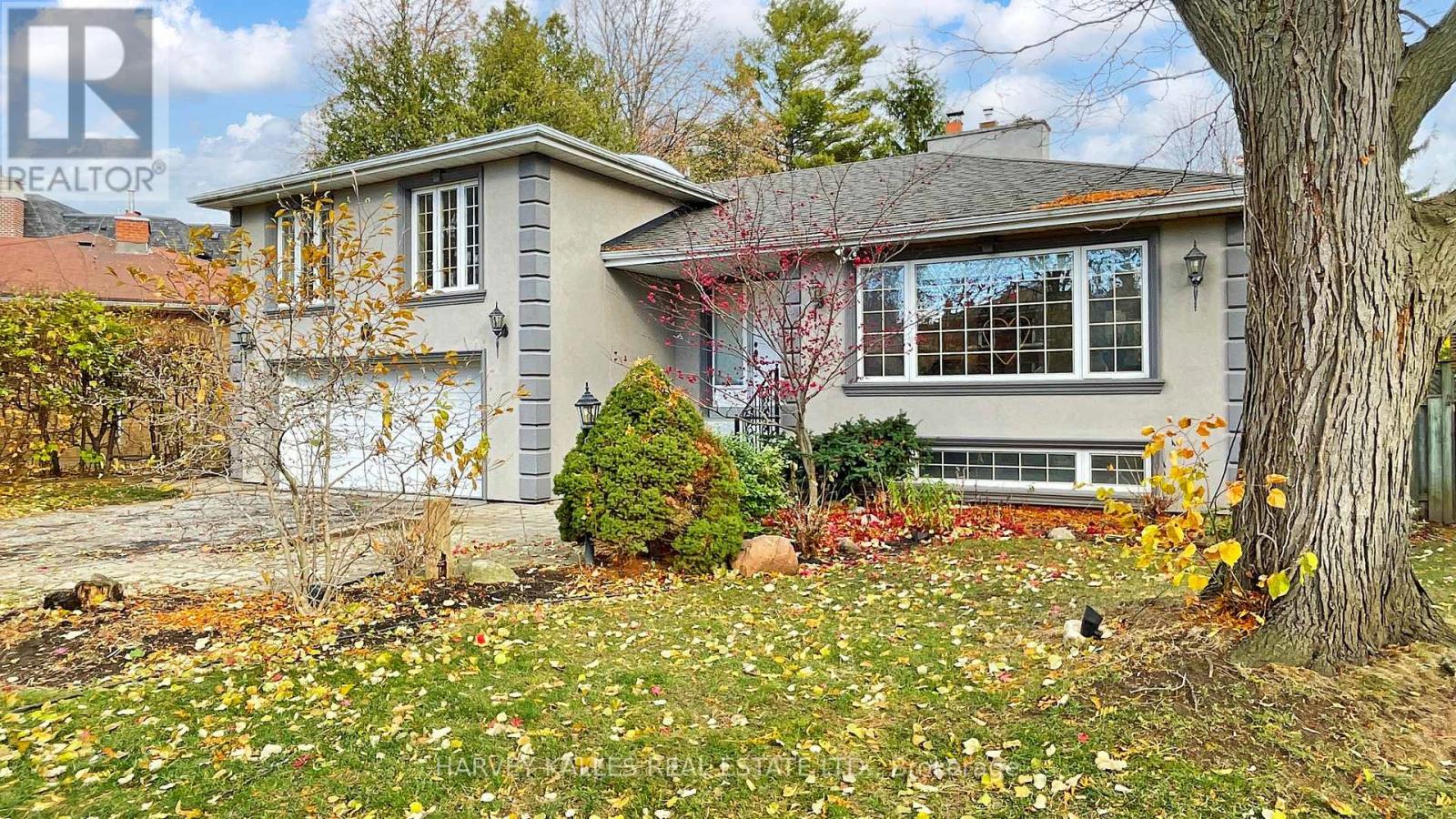 7 HAWKSBURY DRIVE, Toronto, Ontario