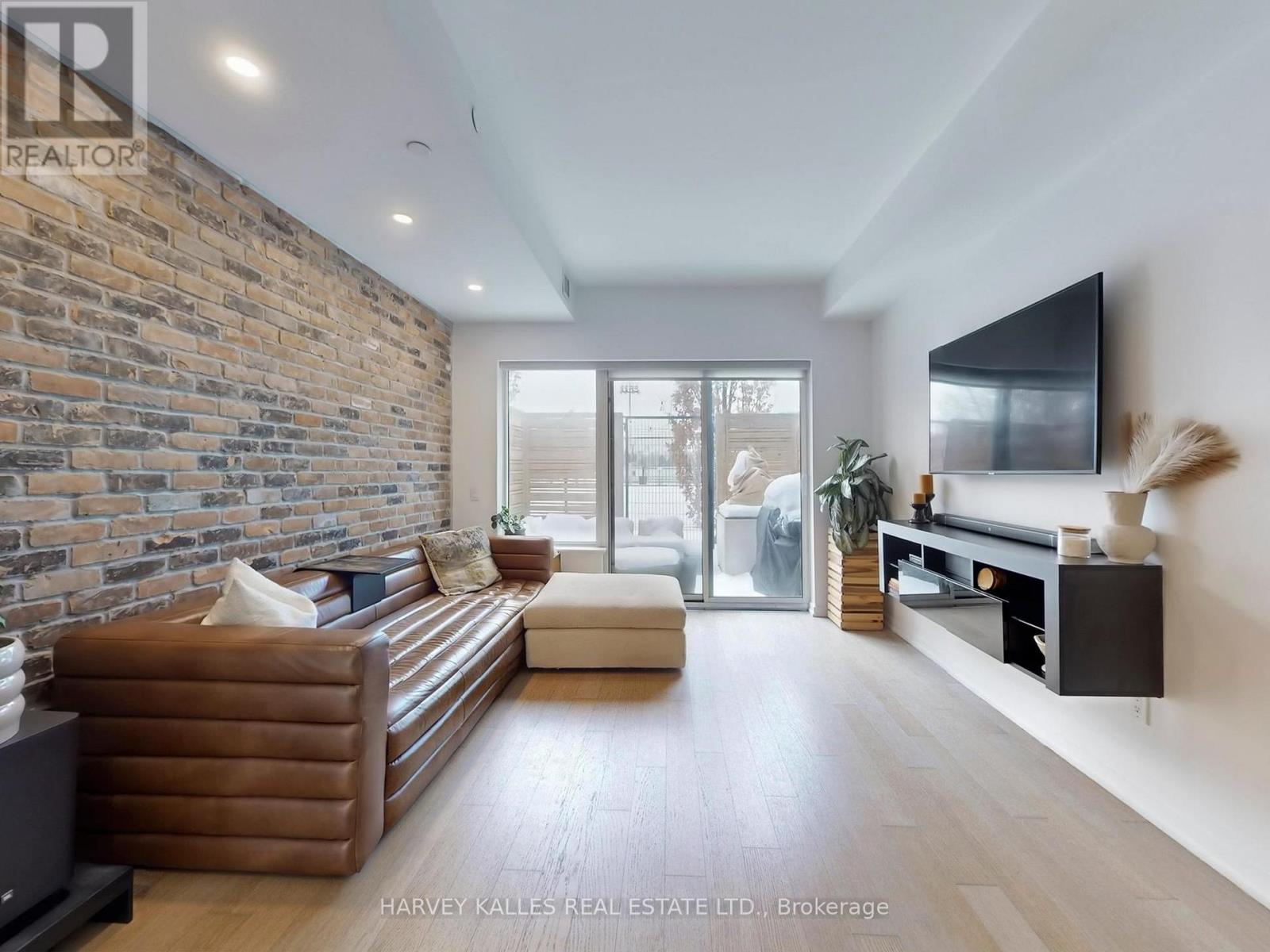 TH111 - 138 ST HELENS AVENUE, Toronto, Ontario