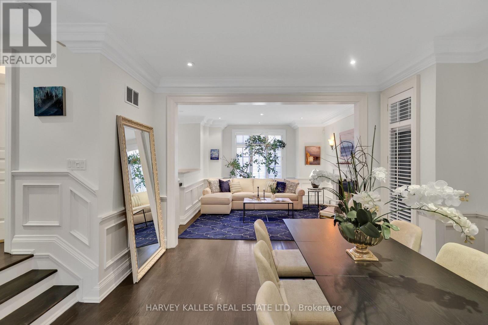 39 Gormley Avenue, Toronto, Ontario M4V 1Y9 - Photo 12 - C12714298