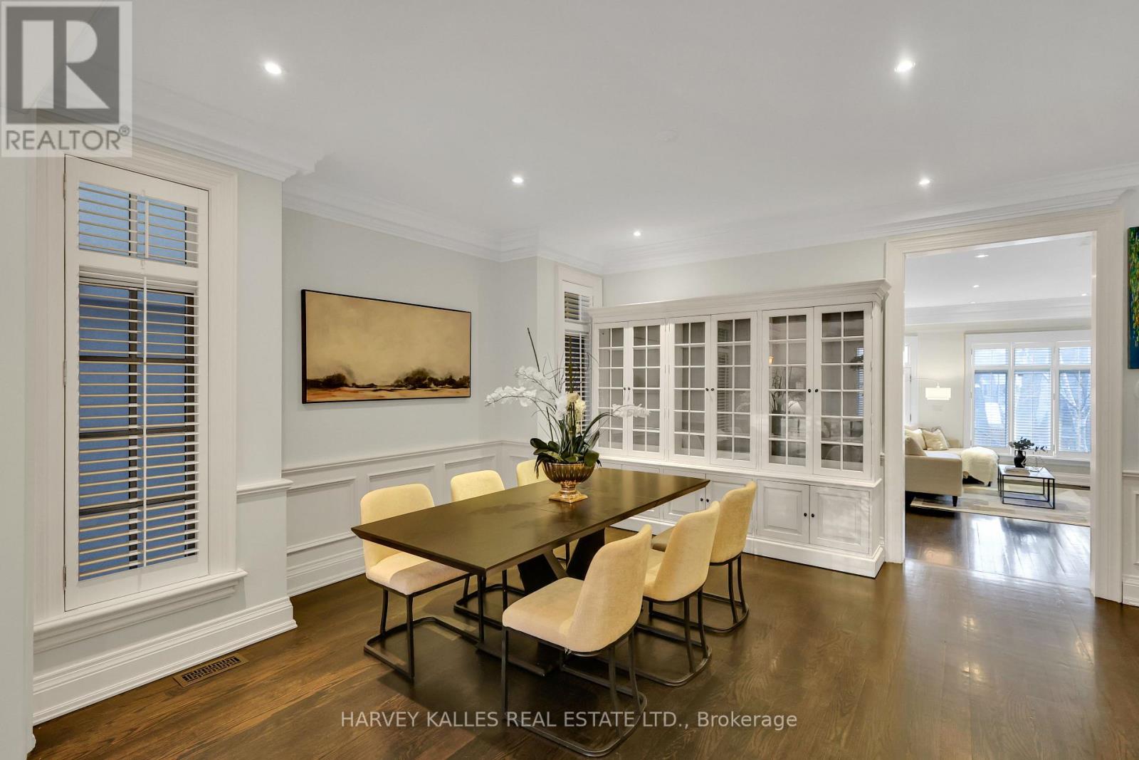 39 Gormley Avenue, Toronto, Ontario M4V 1Y9 - Photo 8 - C12714298