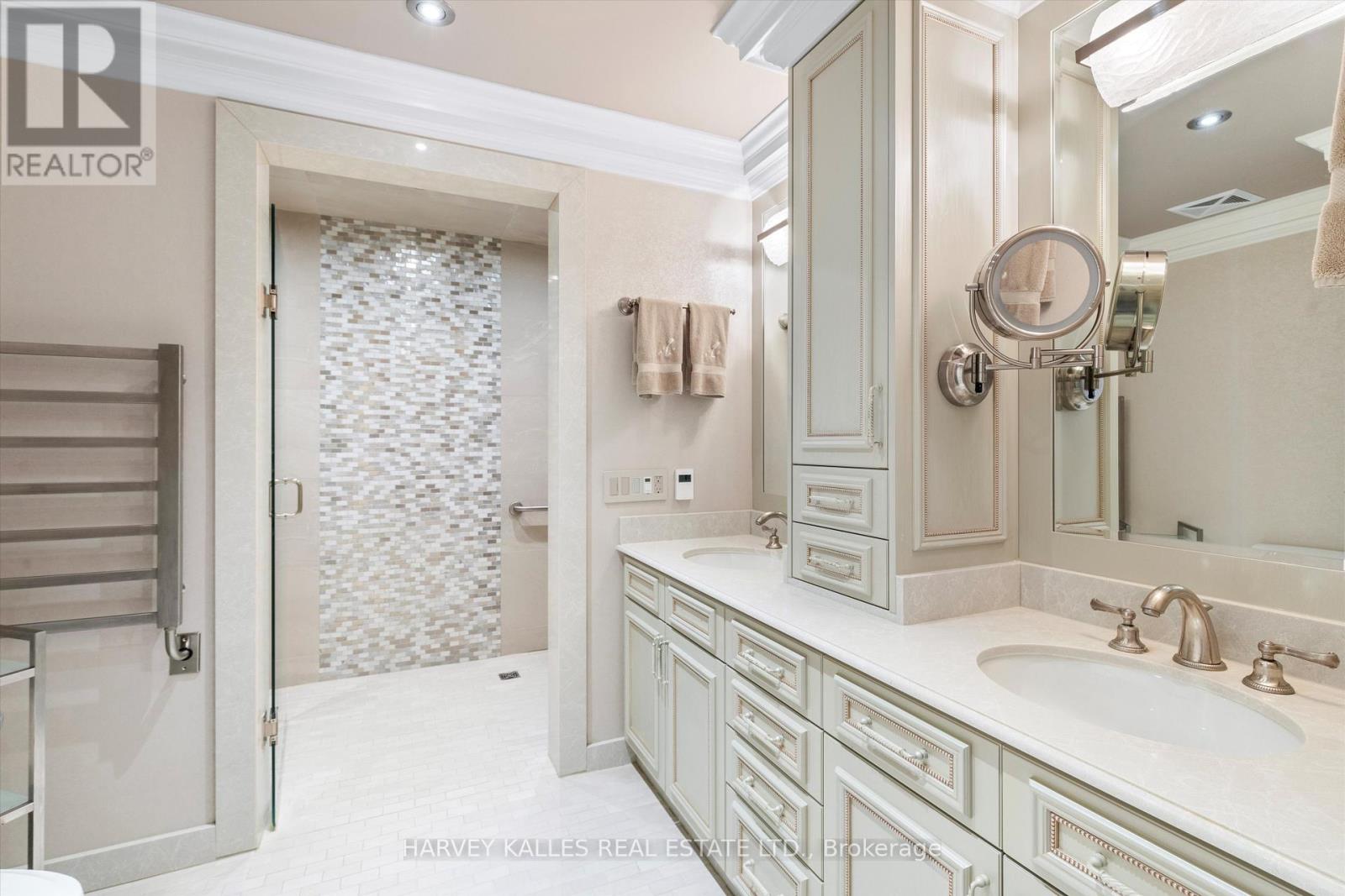 Uph4 - 662 Sheppard Avenue E, Toronto, Ontario M2K 3E6 - Photo 24 - C12715102