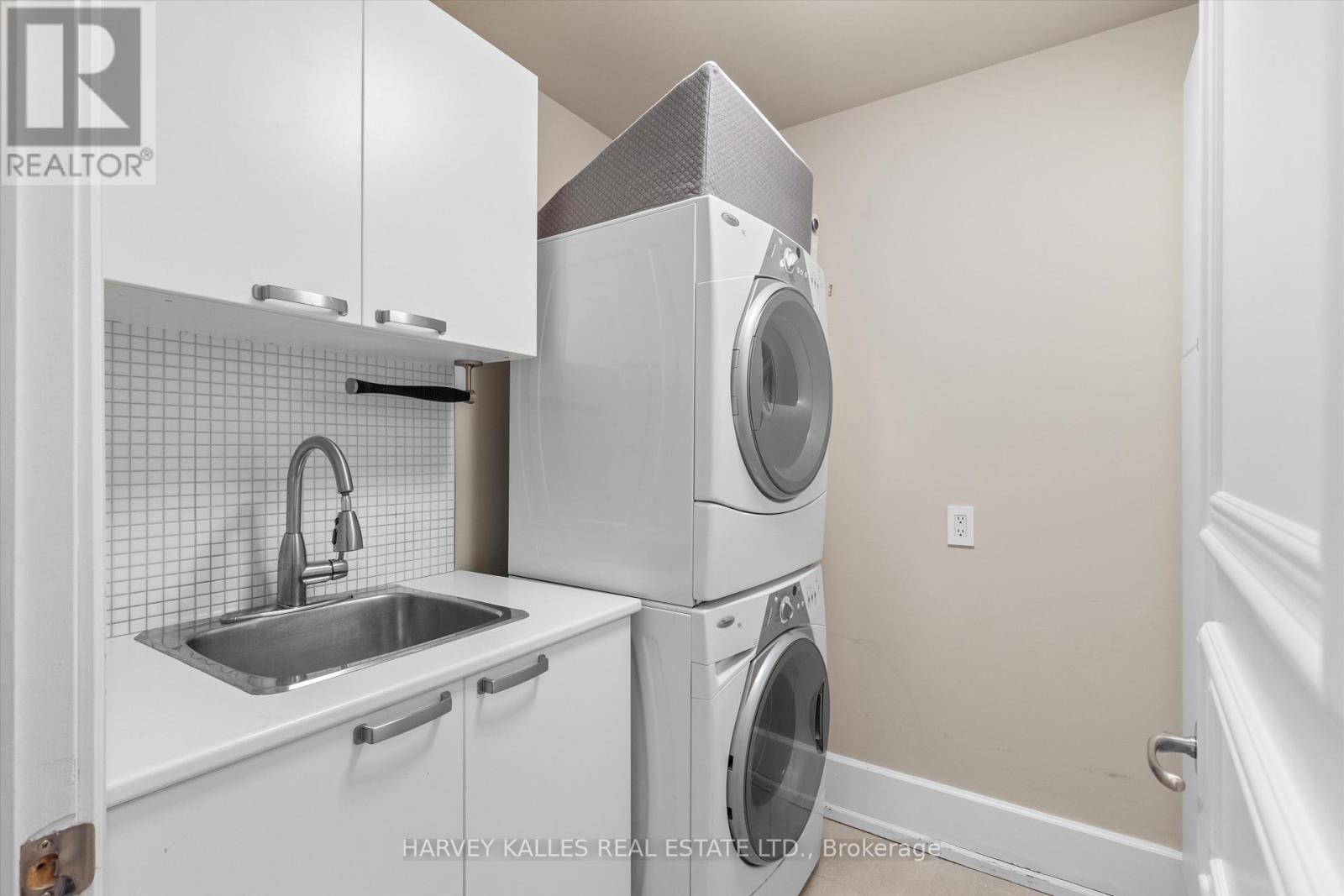 Uph4 - 662 Sheppard Avenue E, Toronto, Ontario M2K 3E6 - Photo 33 - C12715102