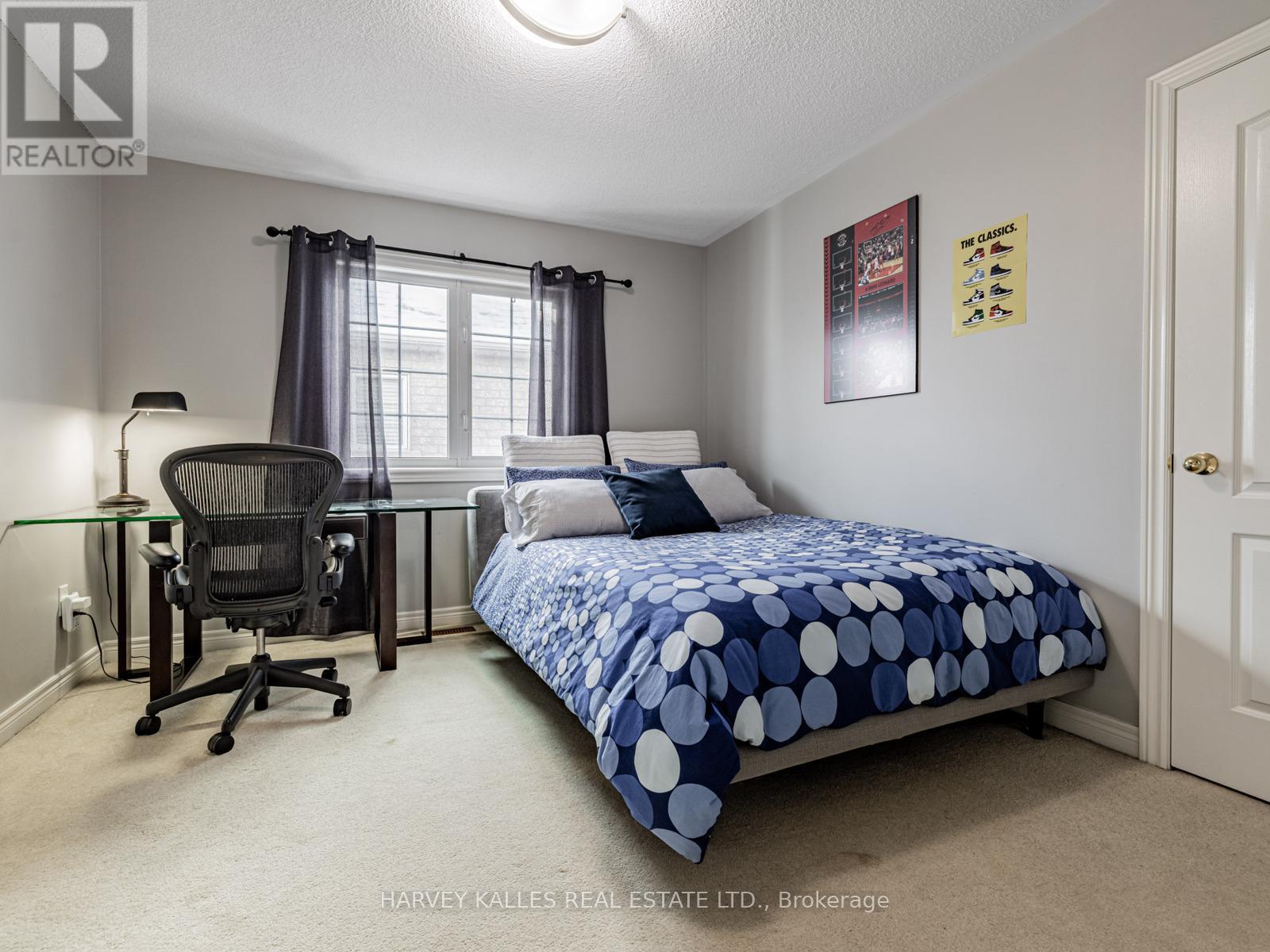 12 Barberry Crescent, Richmond Hill, Ontario  L4E 4S5 - Photo 31 - N12716806