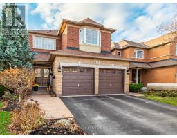 12 BARBERRY CRESCENT, Richmond Hill, Ontario