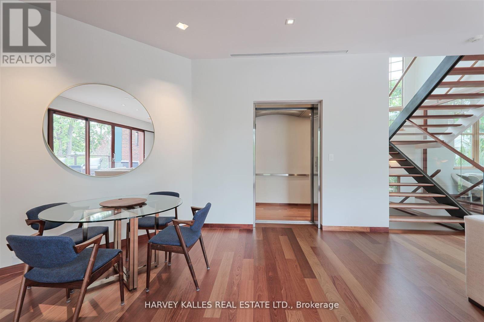 89 Kingsway Crescent, Toronto, Ontario  M8X 2R8 - Photo 18 - W12717146