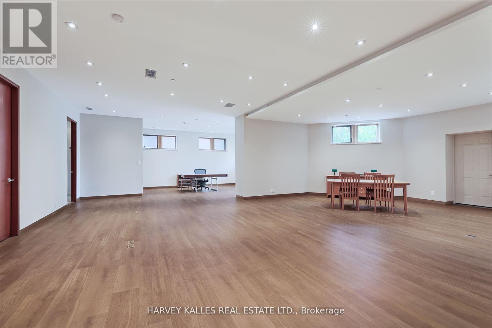 89 Kingsway Crescent, Toronto, Ontario  M8X 2R8 - Photo 35 - W12717146