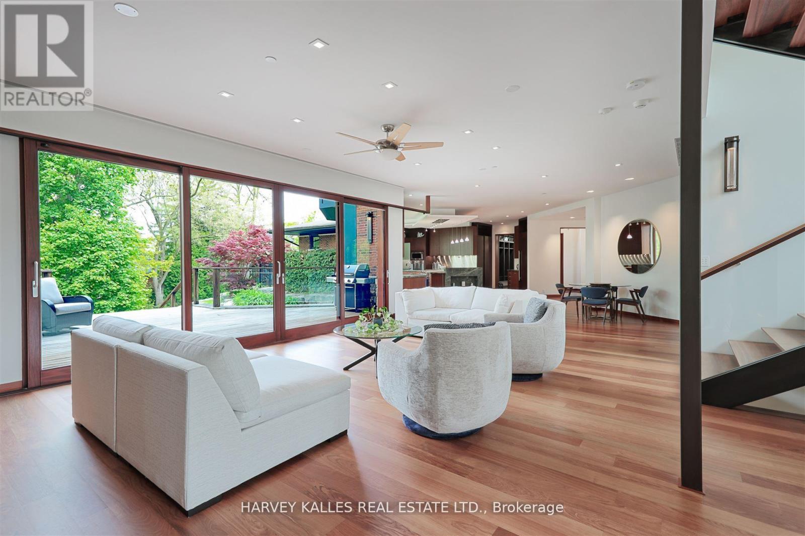 89 Kingsway Crescent, Toronto, Ontario  M8X 2R8 - Photo 6 - W12717146