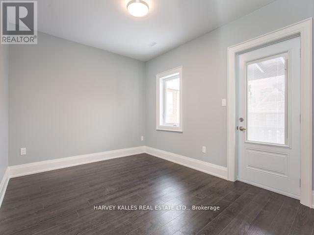 Upper - 987 Avenue Road, Toronto, Ontario M5P 2K9 - Photo 11 - C12718844