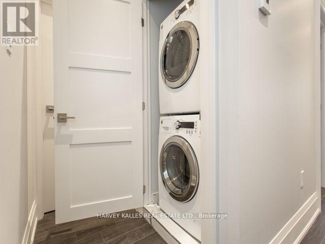 Upper - 987 Avenue Road, Toronto, Ontario M5P 2K9 - Photo 13 - C12718844