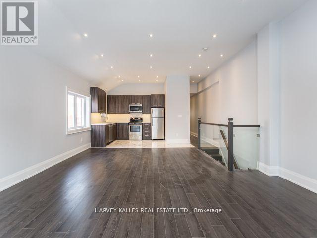 Upper - 987 Avenue Road, Toronto, Ontario M5P 2K9 - Photo 6 - C12718844
