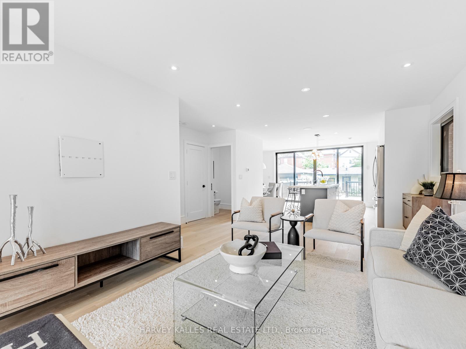 379 Winona Drive, Toronto, Ontario  M6C 3T4 - Photo 13 - C12720092