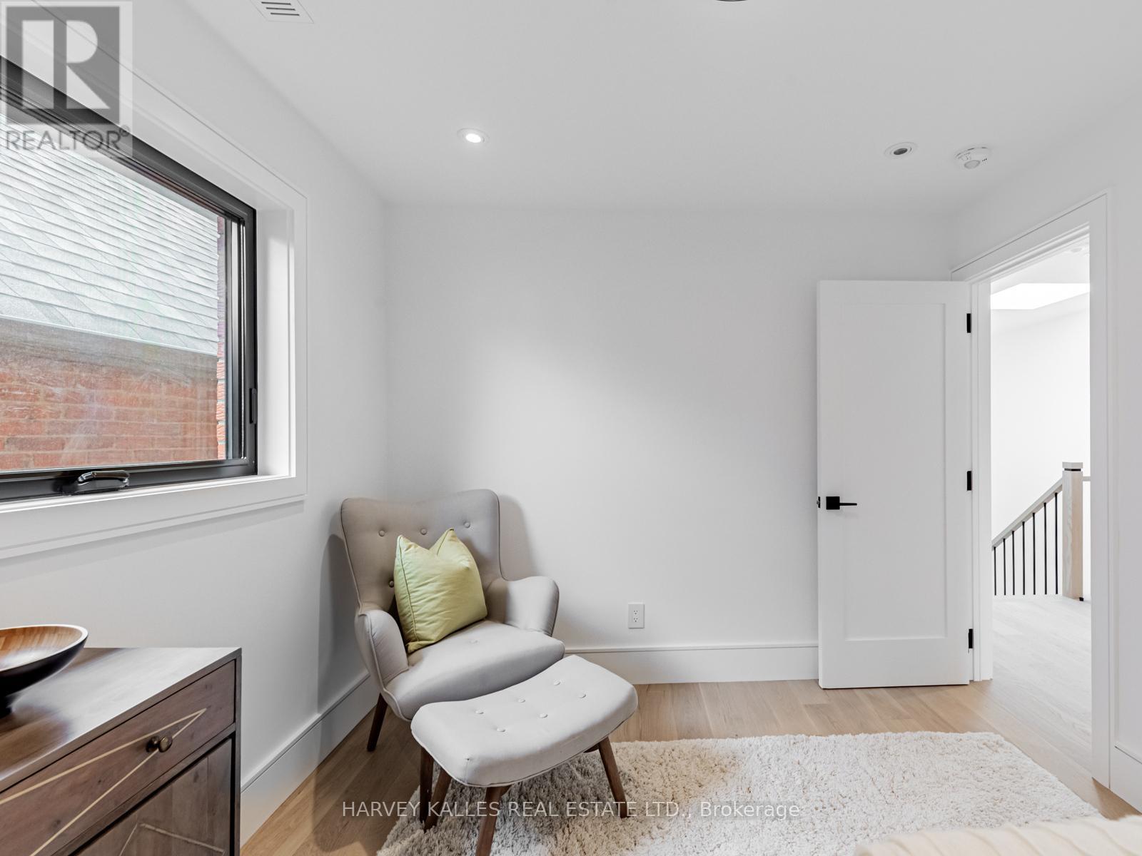 379 Winona Drive, Toronto, Ontario  M6C 3T4 - Photo 28 - C12720092