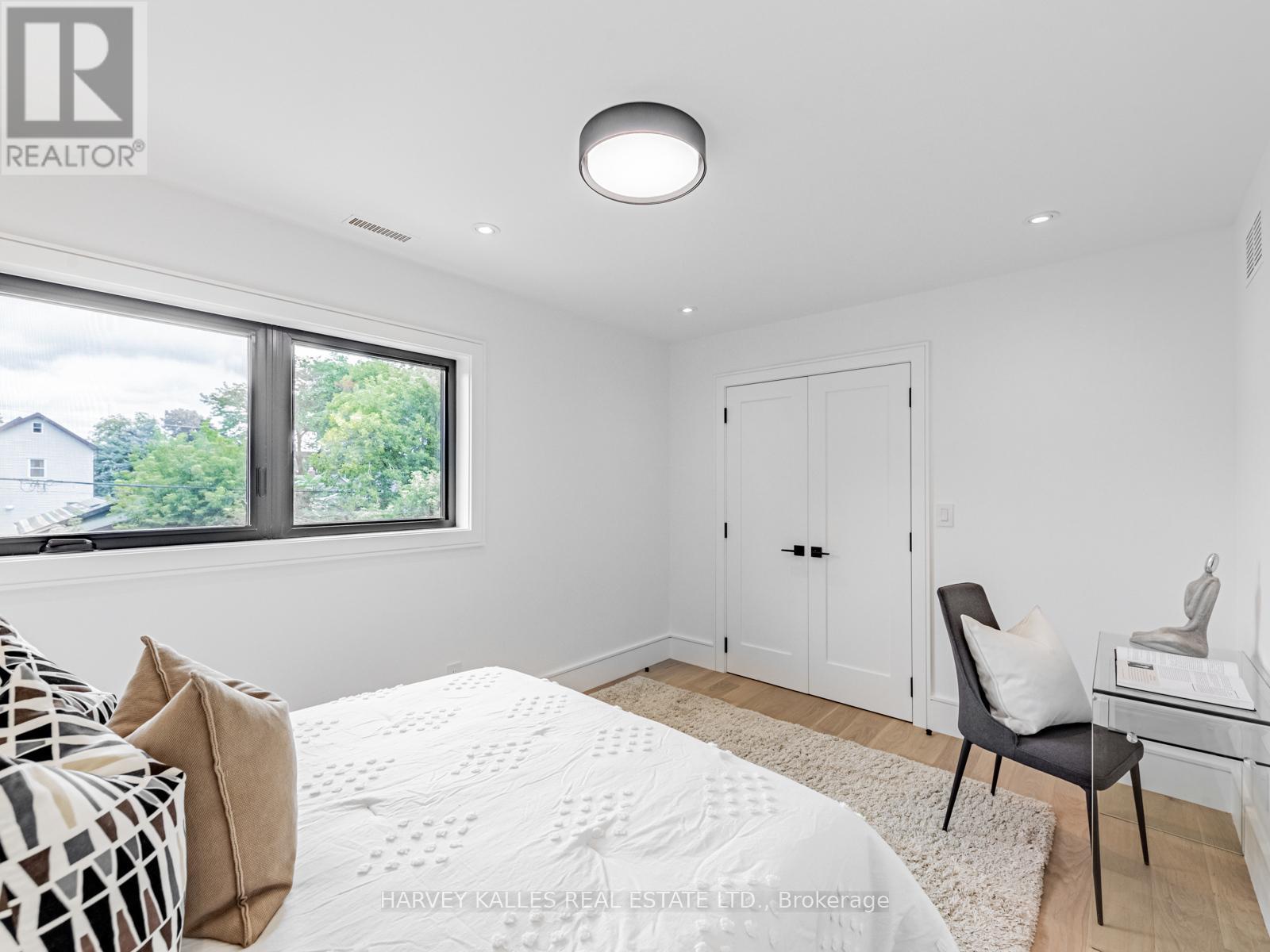 379 Winona Drive, Toronto, Ontario  M6C 3T4 - Photo 33 - C12720092