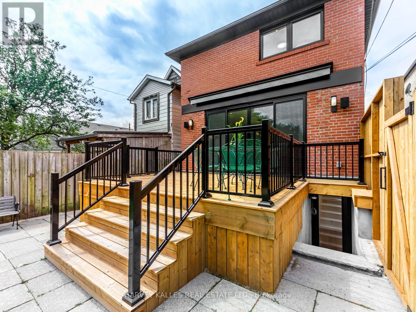 379 Winona Drive, Toronto, Ontario  M6C 3T4 - Photo 44 - C12720092