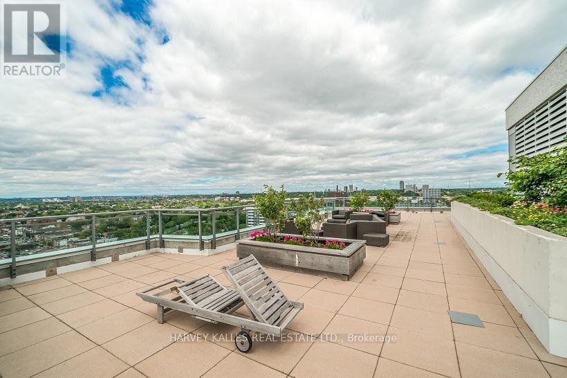 1306 - 736 Spadina Avenue, Toronto, Ontario M5S 2J2 - Photo 3 - C12723914