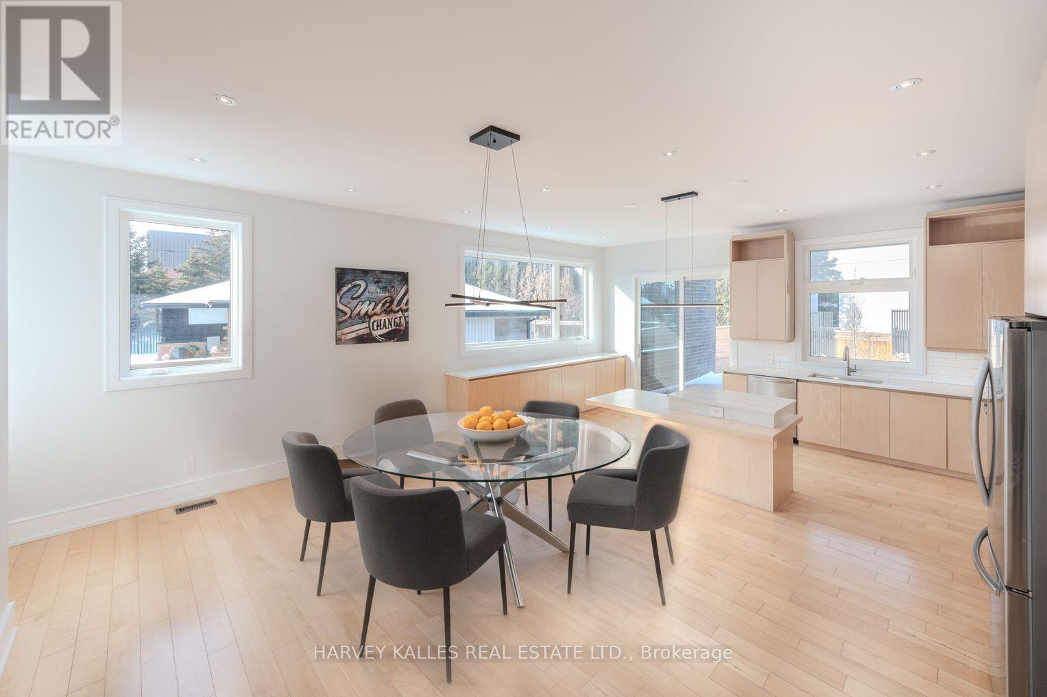 3279 Lakeshore Road, Burlington, Ontario L7N 1A7 - Photo 20 - W12723928