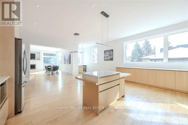 3279 Lakeshore Road, Burlington, Ontario L7N 1A7 - Photo 24 - W12723928