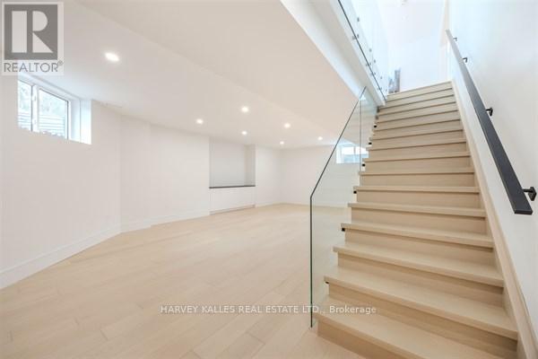 3279 Lakeshore Road, Burlington, Ontario L7N 1A7 - Photo 38 - W12723928