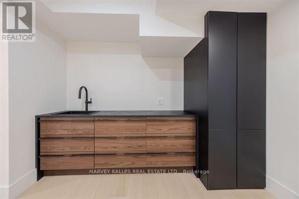 3279 Lakeshore Road, Burlington, Ontario L7N 1A7 - Photo 40 - W12723928