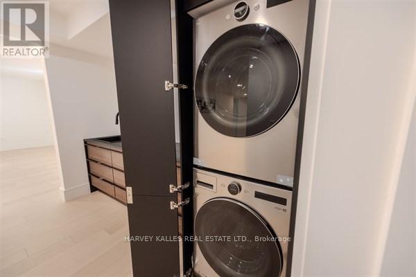 3279 Lakeshore Road, Burlington, Ontario L7N 1A7 - Photo 41 - W12723928