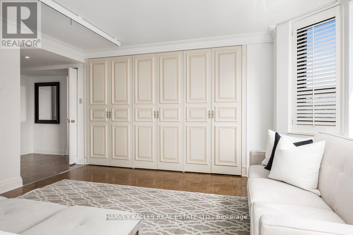 2103 - 1166 Bay Street, Toronto, Ontario  M5S 2X8 - Photo 11 - C12725472