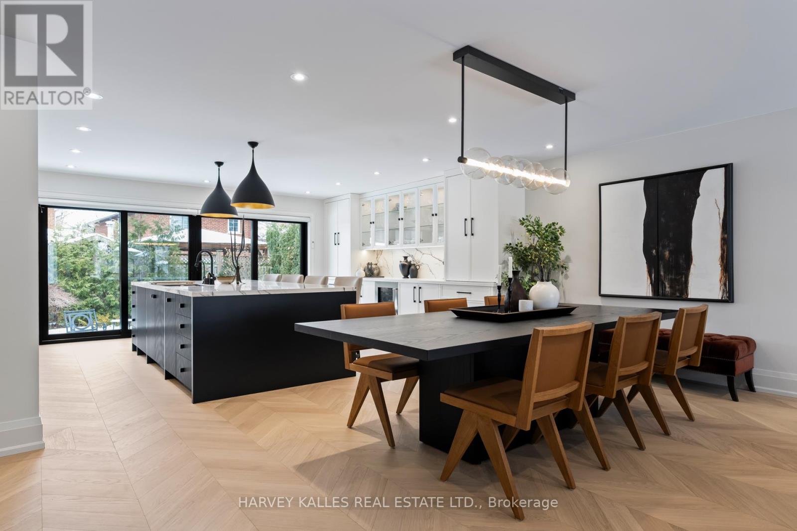 45 Pettit Drive, Toronto, Ontario  M9R 2W6 - Photo 3 - W12725904