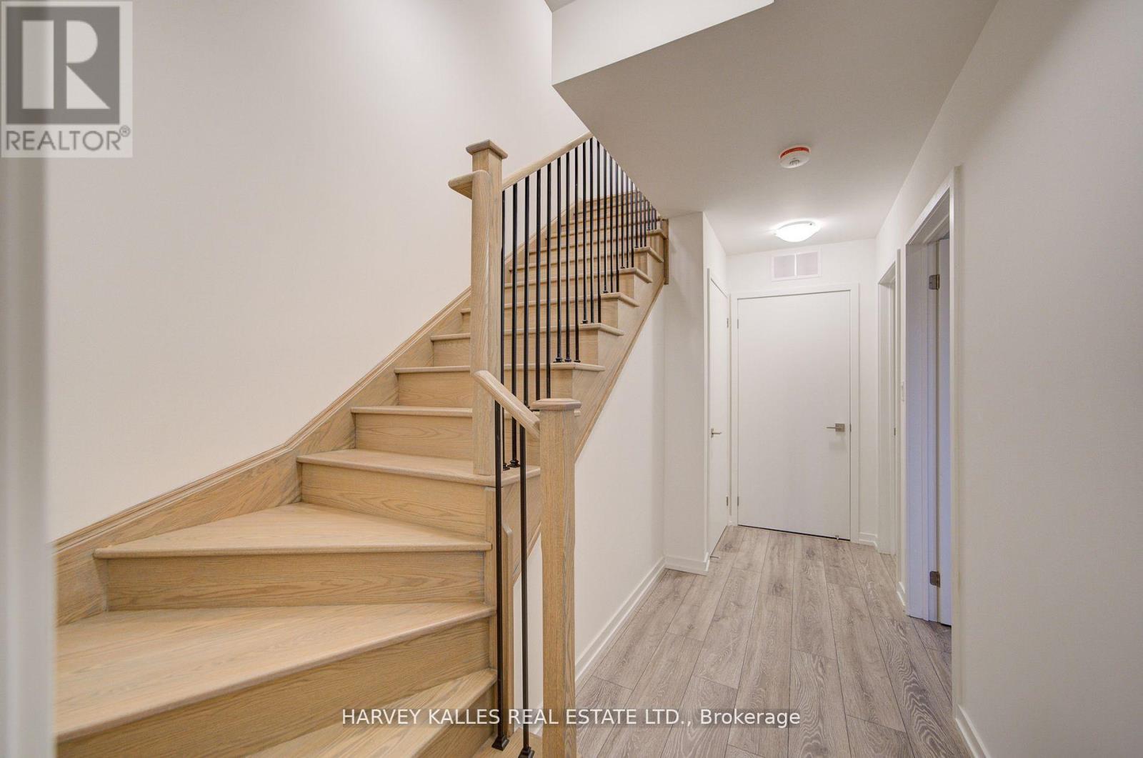 28 - 18 Lytham Green Circle, Newmarket, Ontario L3Y 0H4 - Photo 19 - N12728618