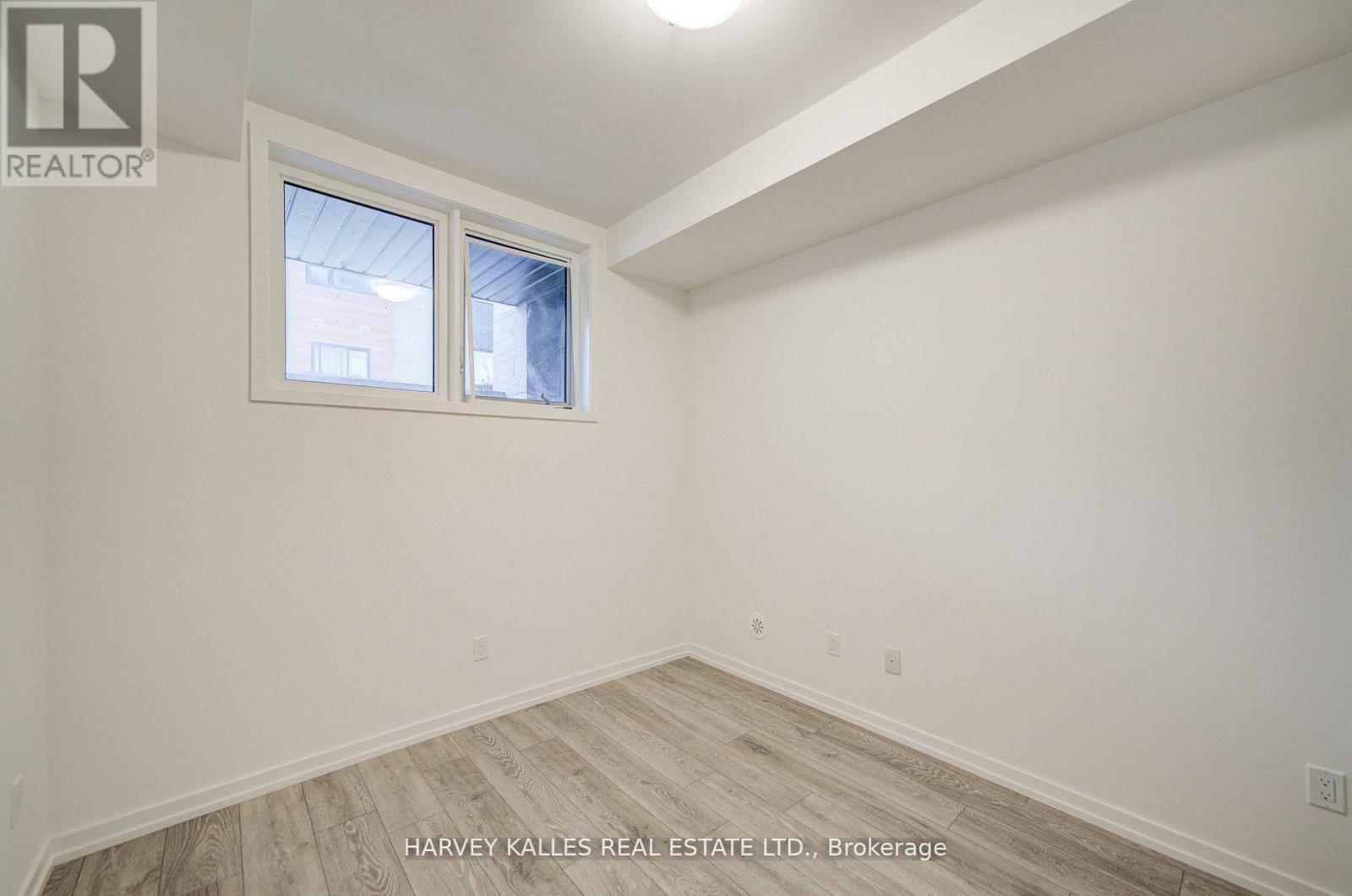 28 - 18 Lytham Green Circle, Newmarket, Ontario L3Y 0H4 - Photo 24 - N12728618