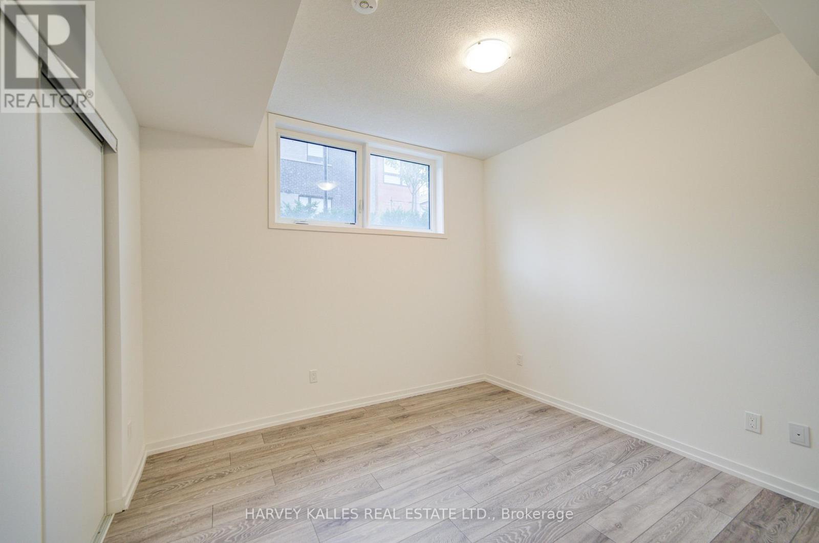 16 - 24 Lytham Green Circle, Newmarket, Ontario L3Y 0H4 - Photo 15 - N12728656