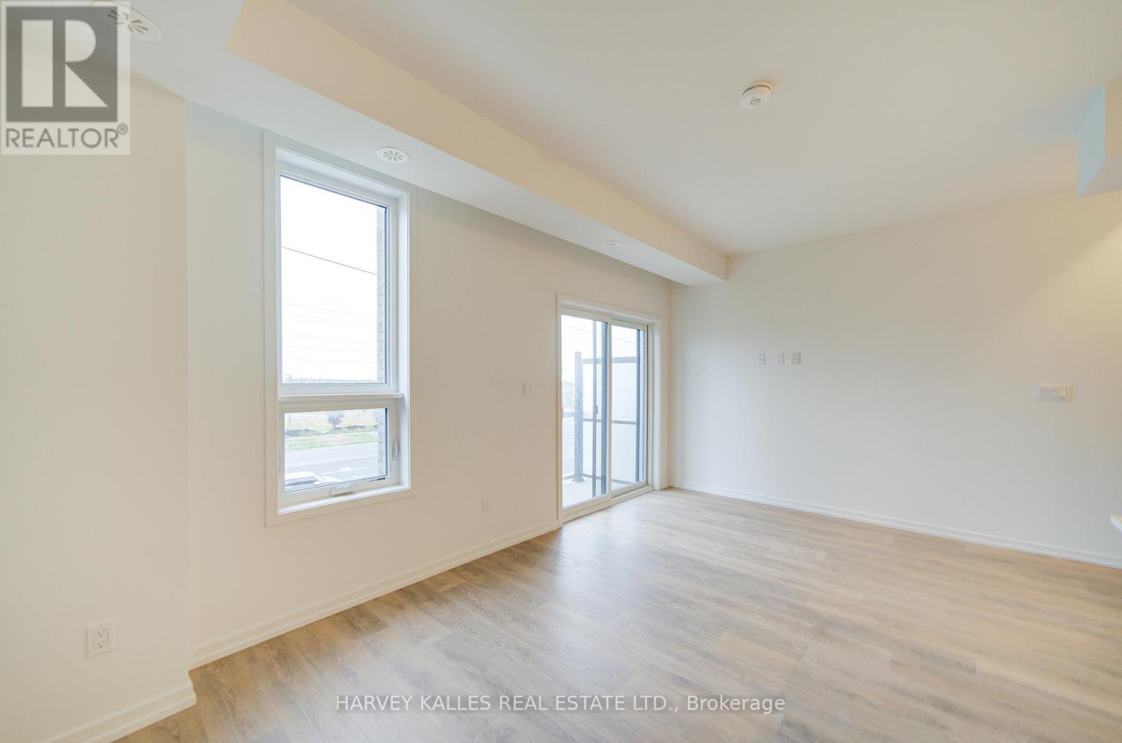 11 - 18 Lytham Green Circle, Newmarket, Ontario  L3Y 0H4 - Photo 15 - N12728750