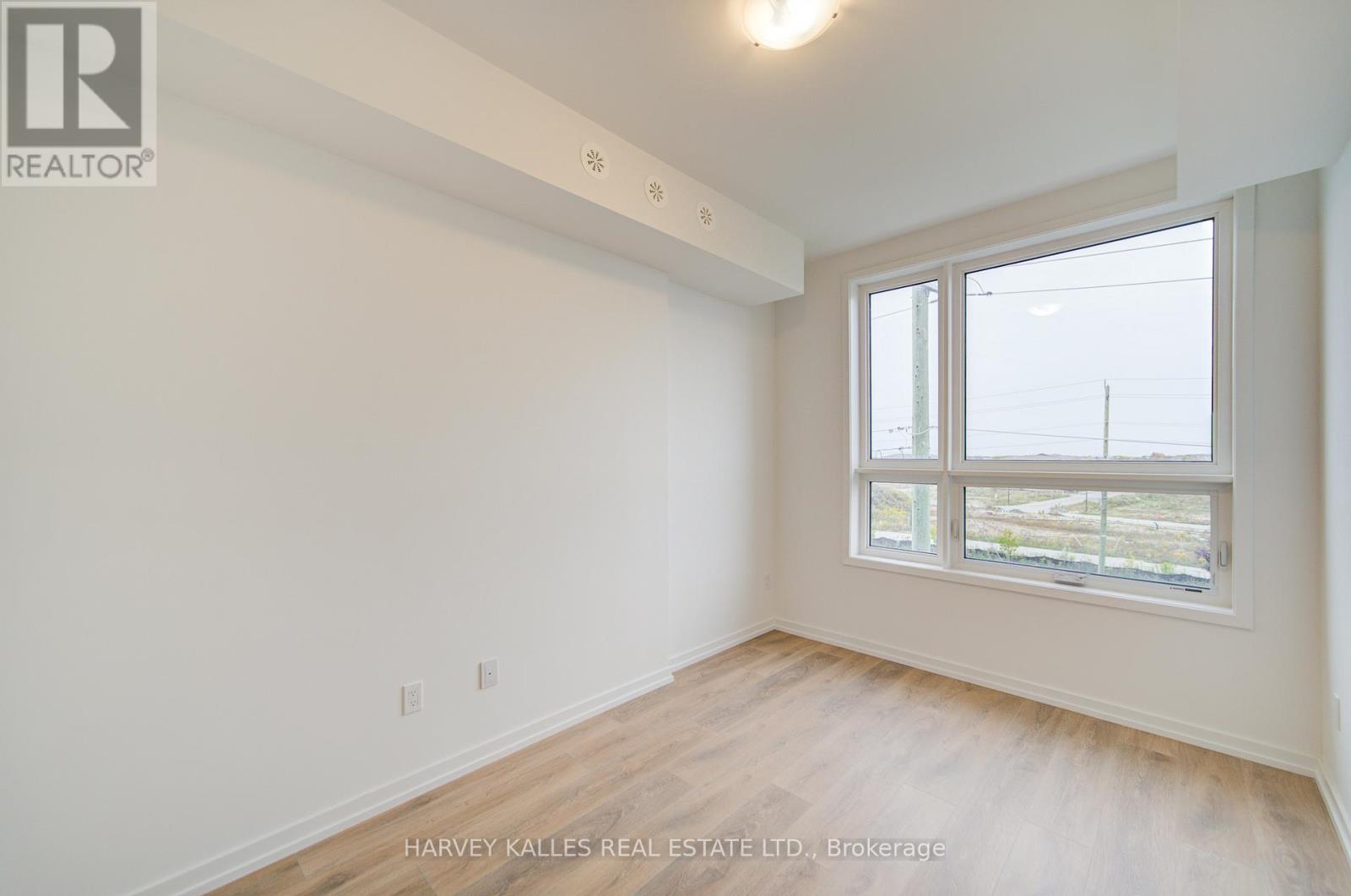 11 - 18 Lytham Green Circle, Newmarket, Ontario  L3Y 0H4 - Photo 28 - N12728750