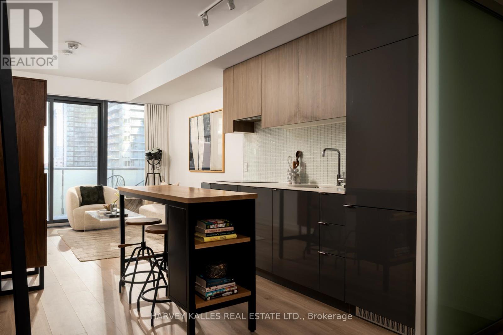 708 - 161 Roehampton Avenue, Toronto, Ontario M4P 0C8 - Photo 10 - C12729588