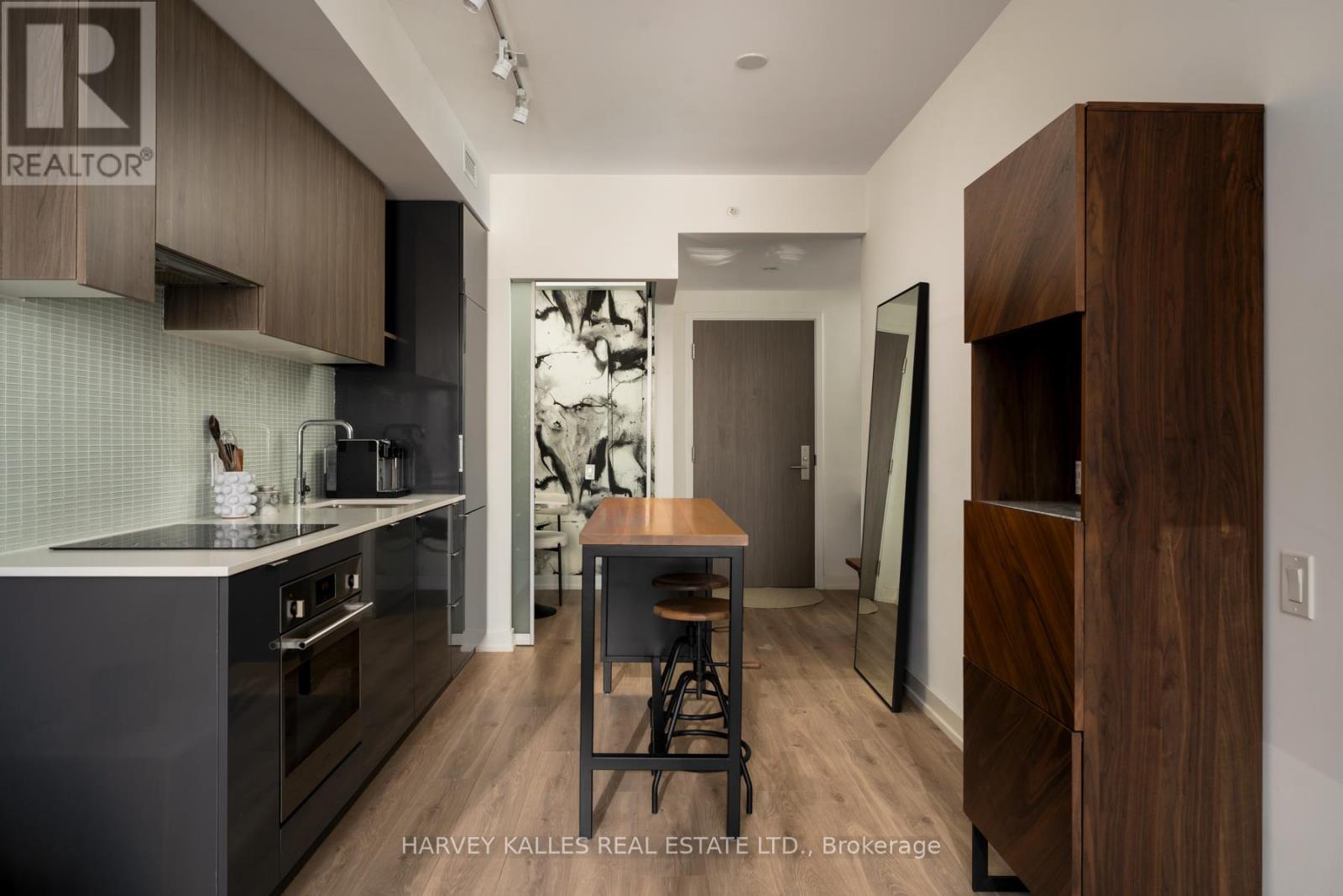 708 - 161 Roehampton Avenue, Toronto, Ontario M4P 0C8 - Photo 17 - C12729588