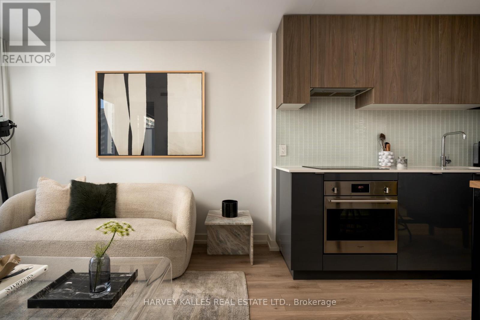 708 - 161 Roehampton Avenue, Toronto, Ontario M4P 0C8 - Photo 24 - C12729588