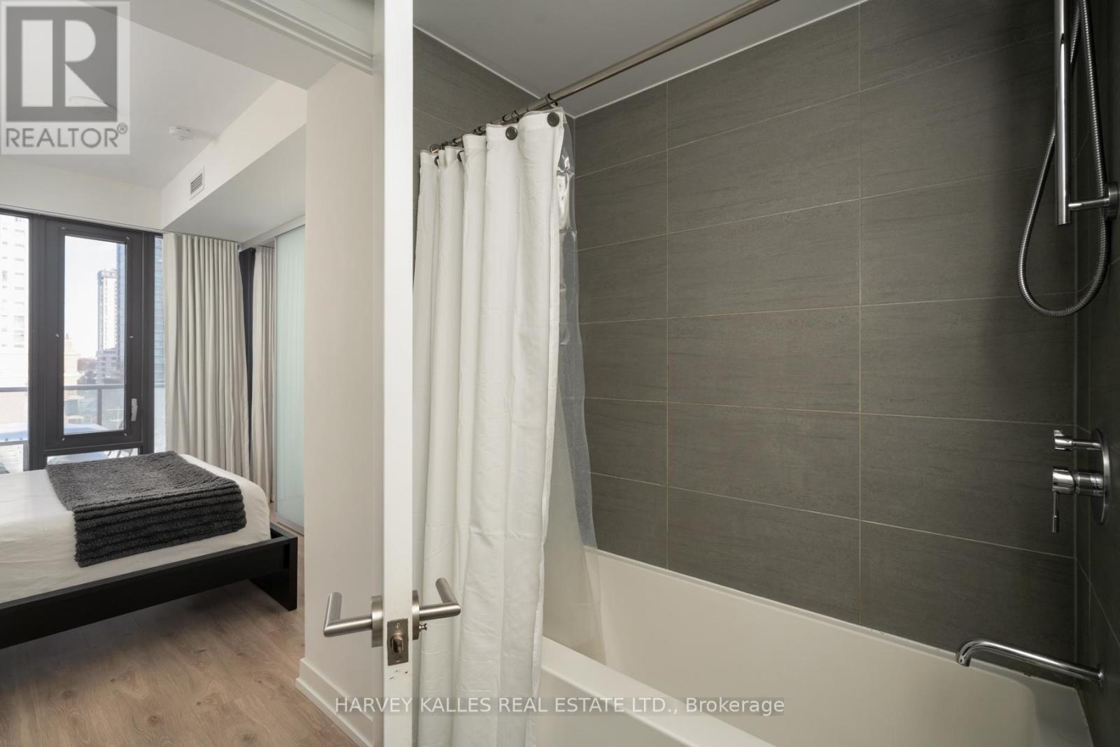 708 - 161 Roehampton Avenue, Toronto, Ontario M4P 0C8 - Photo 30 - C12729588