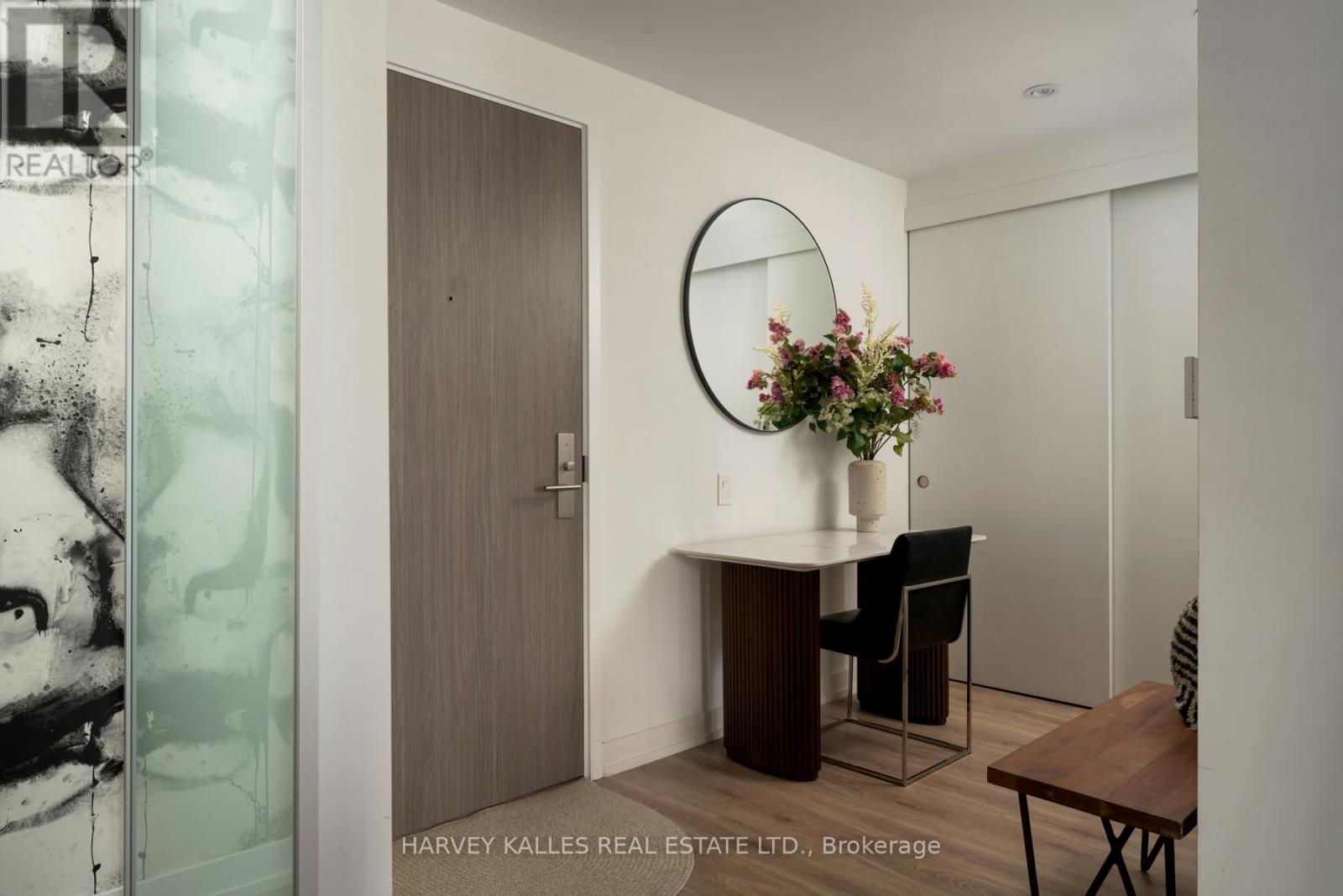 708 - 161 Roehampton Avenue, Toronto, Ontario M4P 0C8 - Photo 8 - C12729588