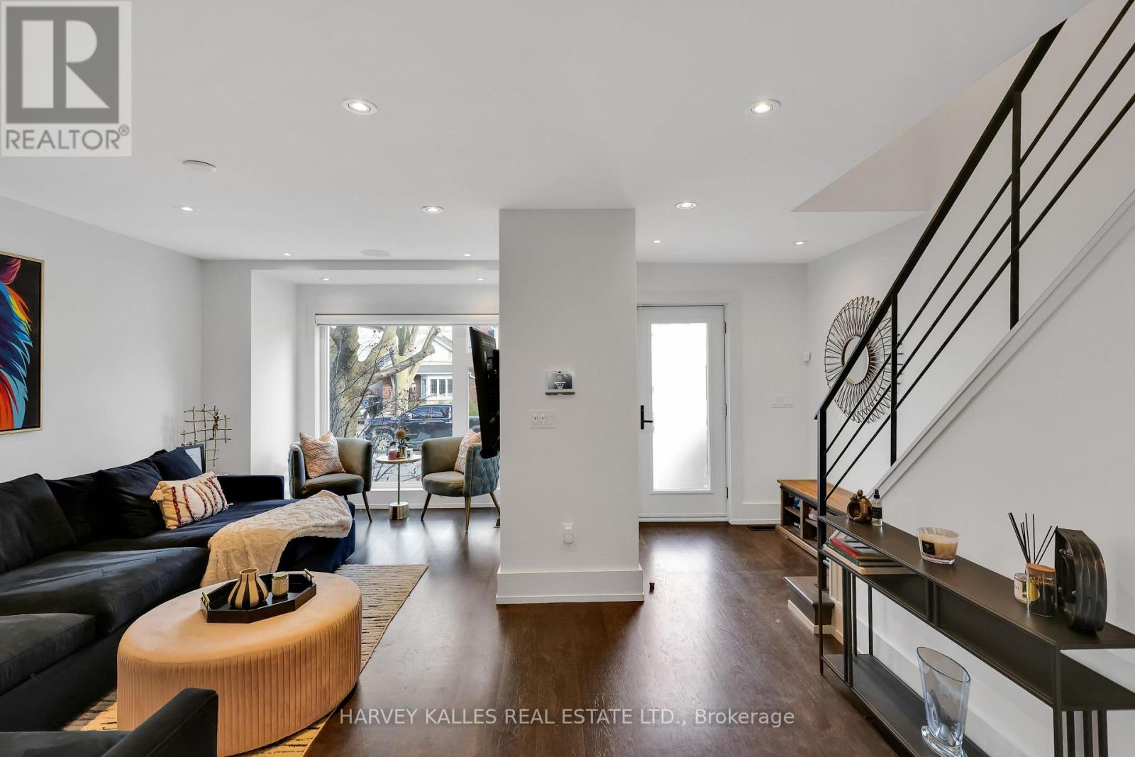 378 Elm Road, Toronto, Ontario  M5M 3V8 - Photo 6 - C12730012