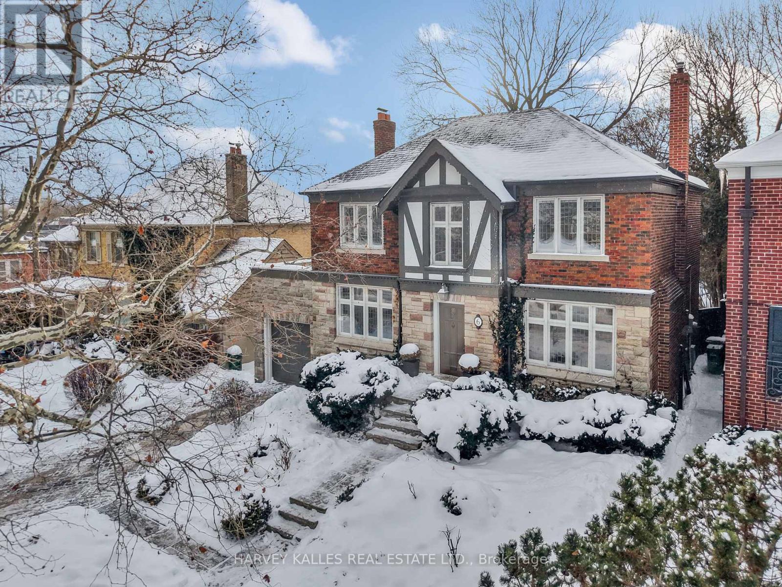 6 Glenarden Road, Toronto, Ontario  M6C 3J7 - Photo 2 - C12730422