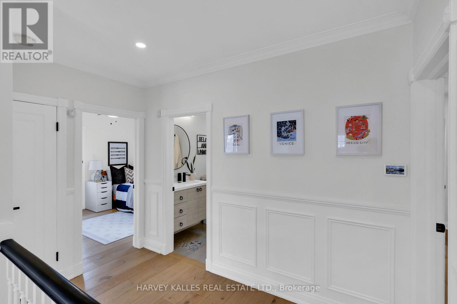 6 Glenarden Road, Toronto, Ontario  M6C 3J7 - Photo 25 - C12730422