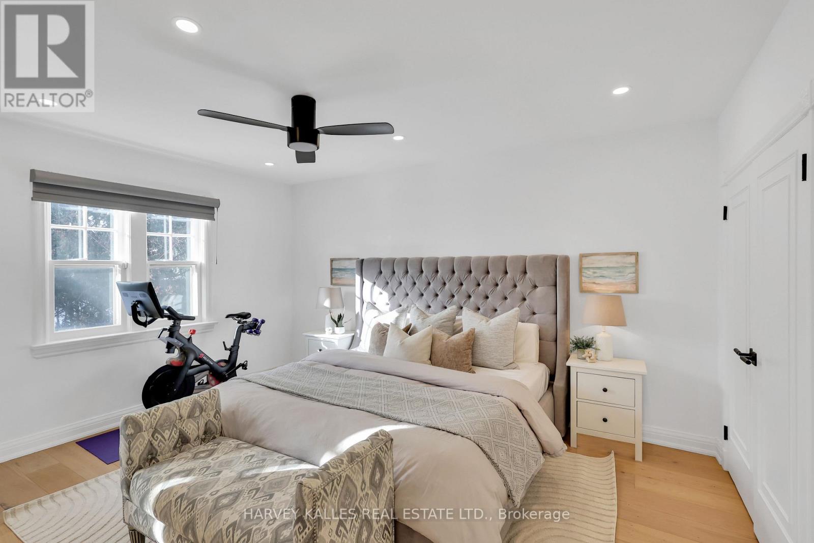 6 Glenarden Road, Toronto, Ontario  M6C 3J7 - Photo 28 - C12730422