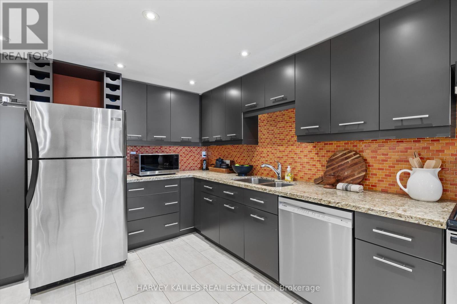 1205 - 131 Beecroft Road, Toronto, Ontario  M2N 6G9 - Photo 3 - C12730684