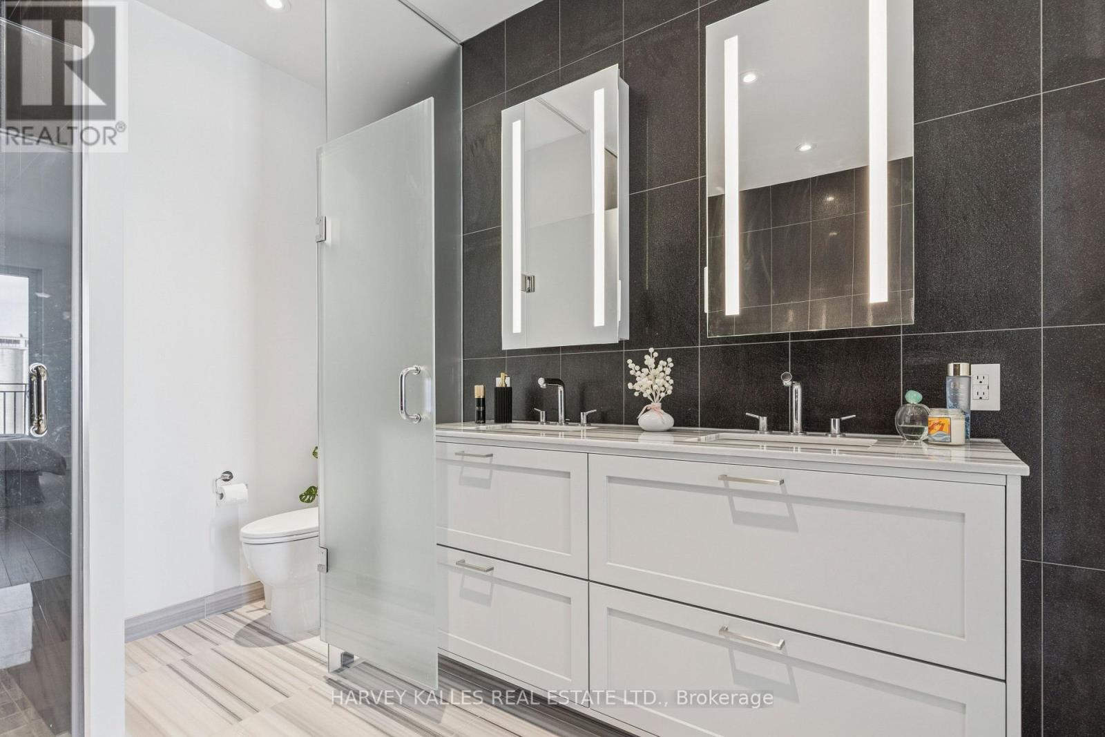 701 - 155 Merchant's Wharf Avenue, Toronto, Ontario  M5A 0Y4 - Photo 18 - C12732186