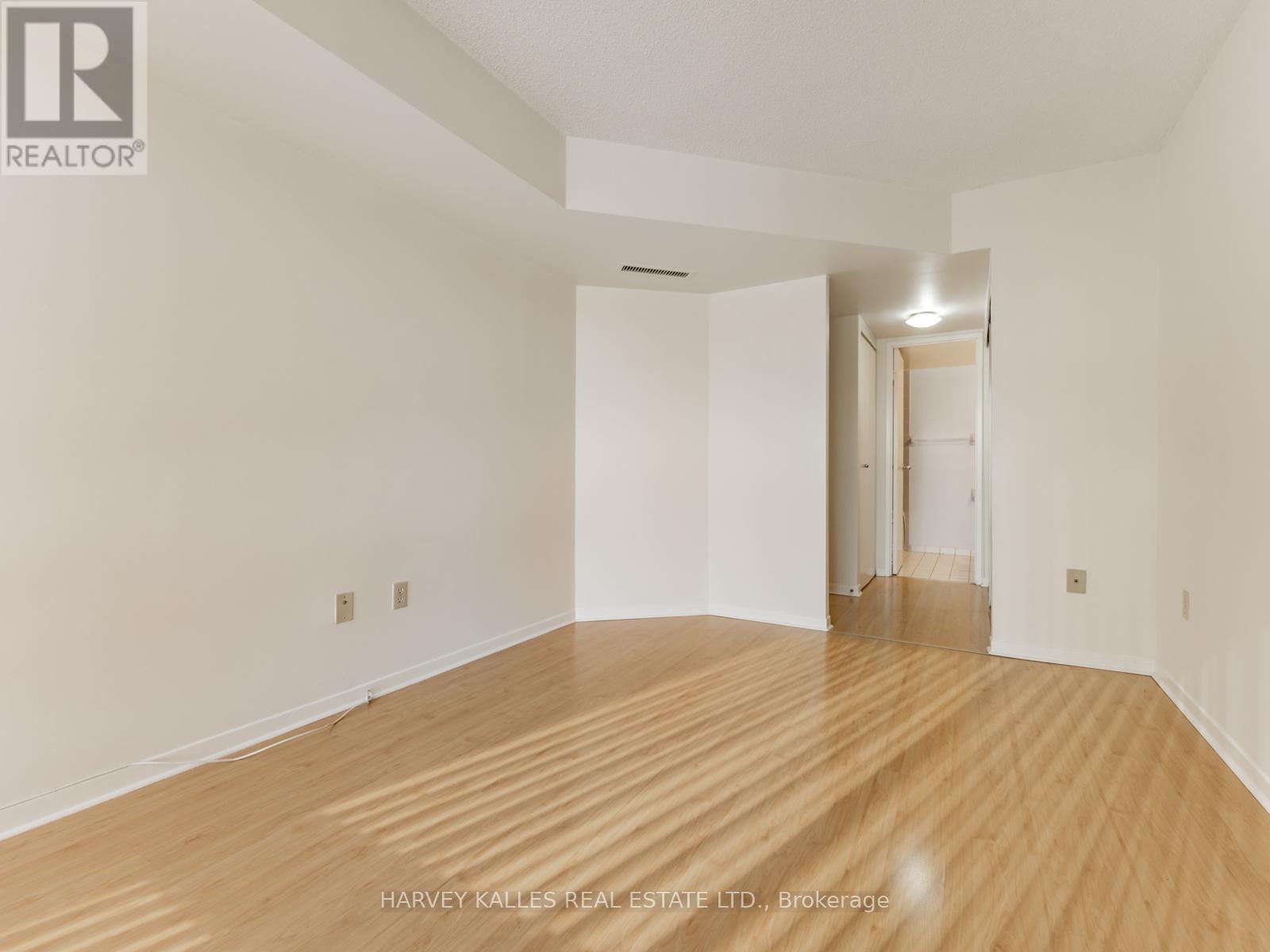 602 - 1001 Bay Street, Toronto, Ontario  M5S 3A6 - Photo 17 - C12732680