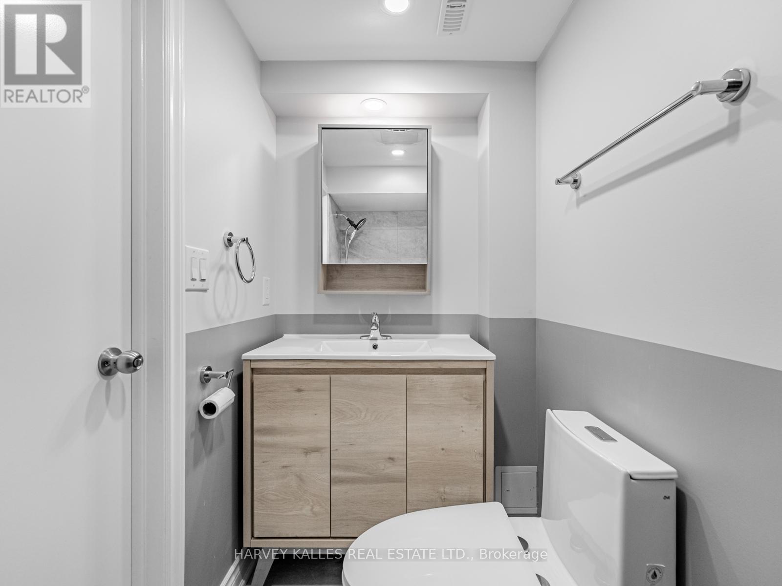 63 - 3025 Cedarglen Gate, Mississauga, Ontario  L5C 2V7 - Photo 30 - W12733340