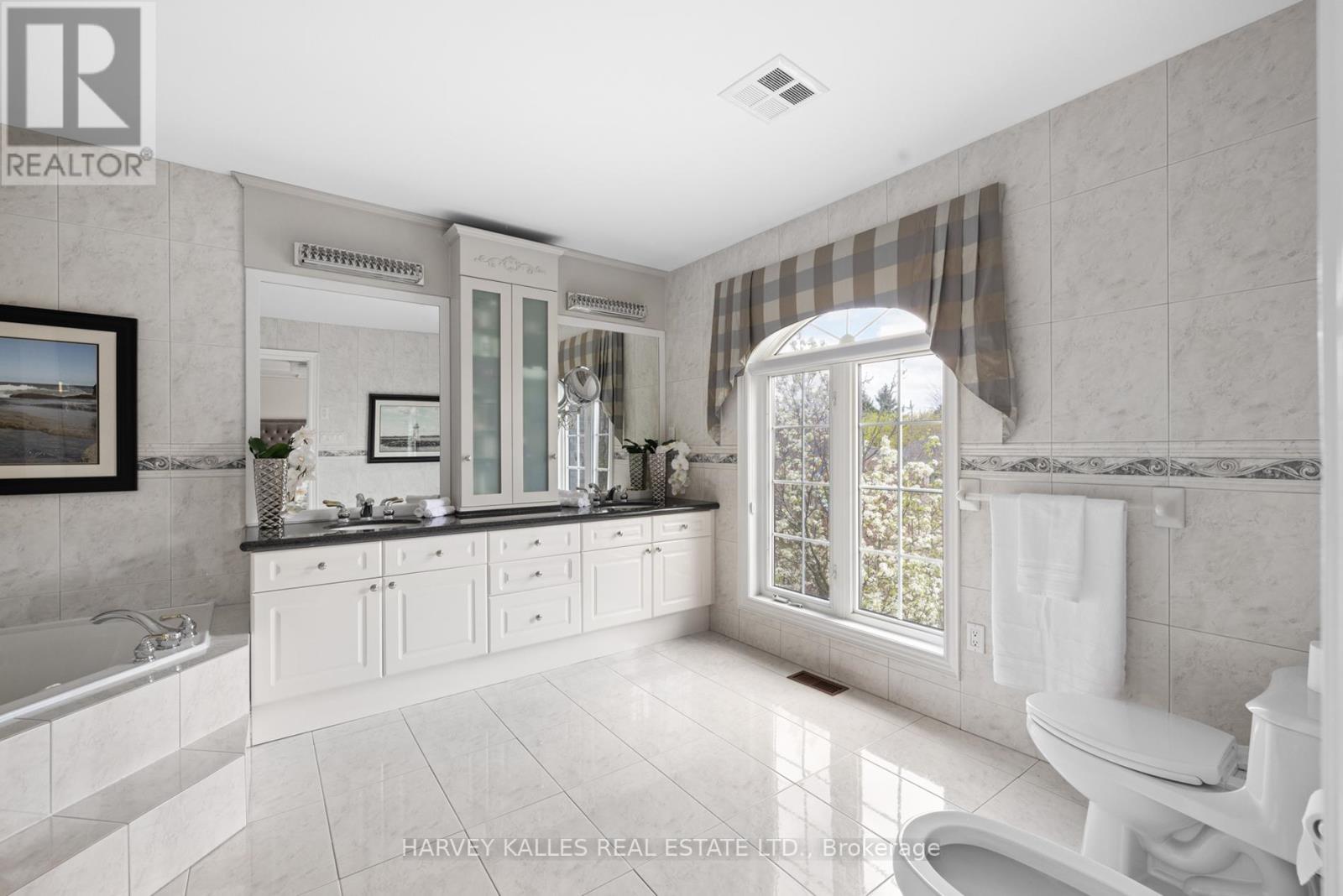 60 Bowan Court, Toronto, Ontario  M2K 3A7 - Photo 22 - C12733558