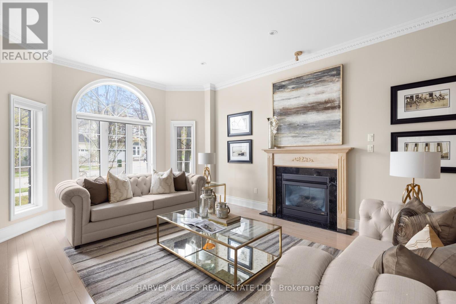 60 Bowan Court, Toronto, Ontario  M2K 3A7 - Photo 4 - C12733558